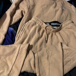 Reebok Beige Outerwear